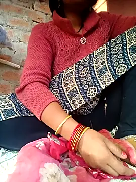 Snapshot of Mamta_Chaterjee chatting on 11-06-25, 01:39 Mamta Chaterjee online show from 11-06-25, 01:39