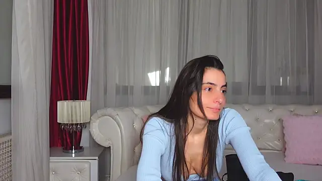 Snapshot of NinaCrystal1 chatting on 01-29-25, 07:25 NinaCrystal1 online show from 01-29-25, 07:25