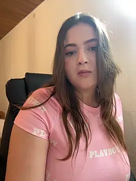 Kamilla Loop online show from 10-29-25, 09:38