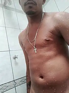 Snapshot of Malvadaozscp chatting on 11-25-25, 04:40 Malvadaozscp online show from 11-25-25, 04:40