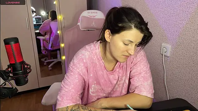 Katrin  kiss online show from 01-10-25, 06:17