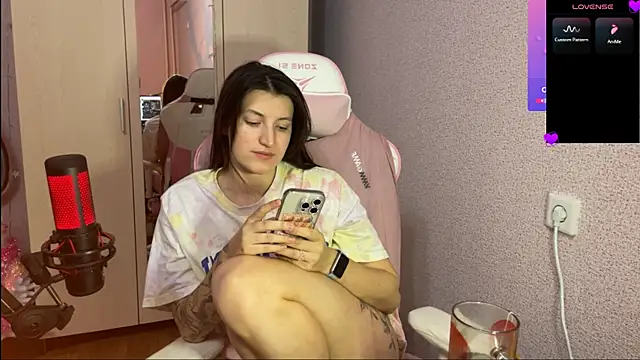 Katrin  kiss online show from 01-15-25, 08:16