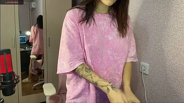 Katrin  kiss online show from 01-21-25, 05:41