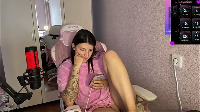 Katrin  kiss online show from 01-31-25, 12:40