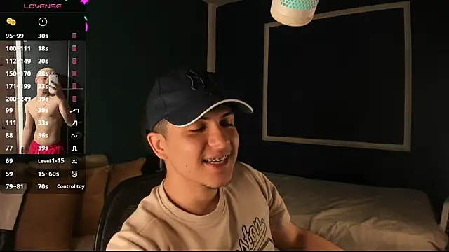 Snapshot of Brat_ chatting on 12-06-24, 08:18 Brat online show from 12-06-24, 08:18