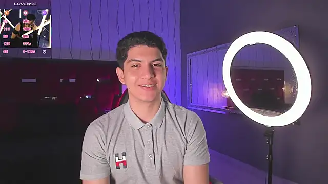 Snapshot of Brat_ chatting on 01-12-26, 10:59 Brat online show from 01-12-26, 10:59