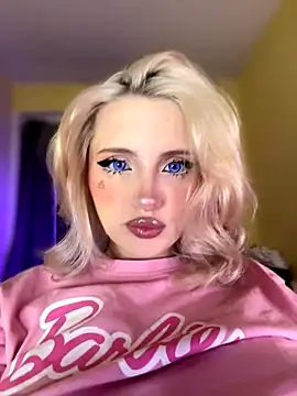 Snapshot of Melissa_cum chatting on 10-14-25, 12:11 Melissa cum online show from 10-14-25, 12:11
