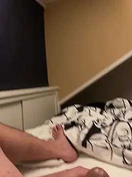 Snapshot of LivingLegend1978 chatting on 11-10-25, 11:04 LivingLegend1978 online show from 11-10-25, 11:04