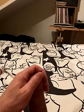 Snapshot of LivingLegend1978 chatting on 12-16-25, 08:03 LivingLegend1978 online show from 12-16-25, 08:03