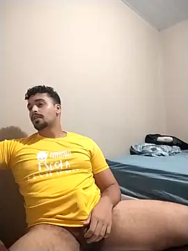 Snapshot of Xcumshot33 chatting on 10-24-25, 11:01 Xcumshot33 online show from 10-24-25, 11:01