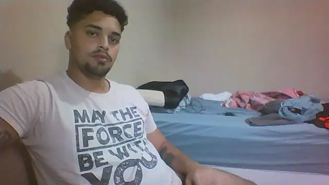 Snapshot of Xcumshot33 chatting on 11-08-25, 07:12 Xcumshot33 online show from 11-08-25, 07:12