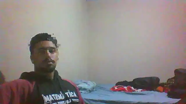 Snapshot of Xcumshot33 chatting on 11-24-25, 02:22 Xcumshot33 online show from 11-24-25, 02:22