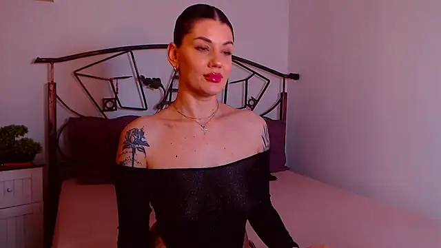 YvonneEverlee online show from 01-08-26, 08:33