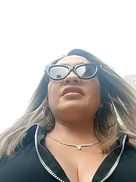 Afroditecash online show from 11-12-25, 05:46