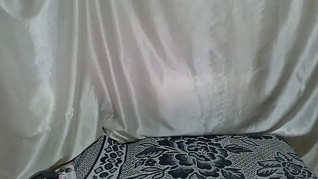 Burberrry  online show from 09-12-25, 06:19