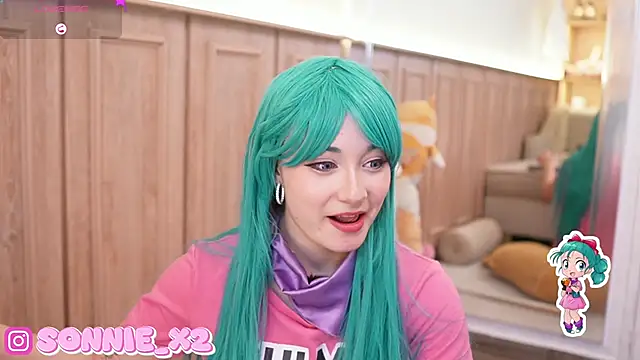 Snapshot of Sonnie_ chatting on 12-18-24, 02:49 Sonnie online show from 12-18-24, 02:49