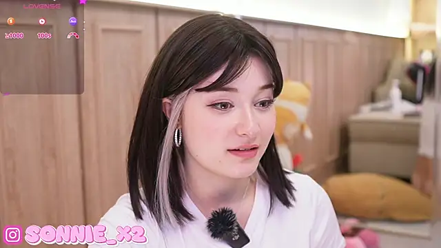 Snapshot of Sonnie_ chatting on 01-18-25, 05:48 Sonnie online show from 01-18-25, 05:48