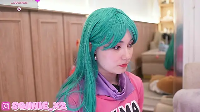 Snapshot of Sonnie_ chatting on 01-28-25, 02:42 Sonnie online show from 01-28-25, 02:42