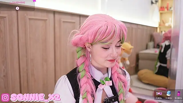 Snapshot of Sonnie_ chatting on 02-11-25, 11:43 Sonnie online show from 02-11-25, 11:43