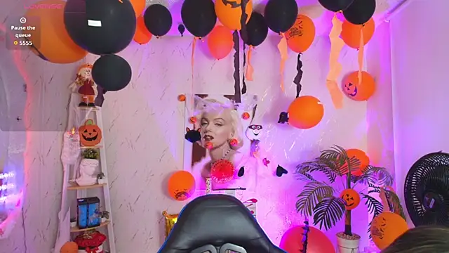 Snapshot of SALOOMEE__ chatting on 10-27-25, 11:25 SALOOMEE online show from 10-27-25, 11:25