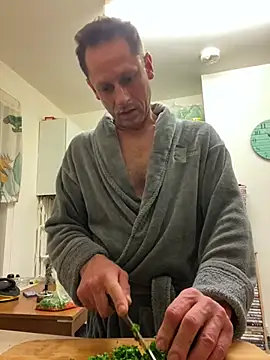 Snapshot of Yourhotboy_42 chatting on 03-05-25, 10:21 Yourhotboy 42 online show from 03-05-25, 10:21