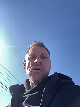 Snapshot of Yourhotboy_42 chatting on 03-21-25, 08:17 Yourhotboy 42 online show from 03-21-25, 08:17