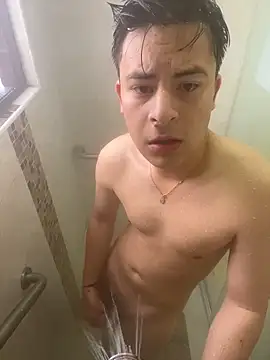 Snapshot of Nicolds14 chatting on 11-19-25, 11:21 Nicolds14 online show from 11-19-25, 11:21