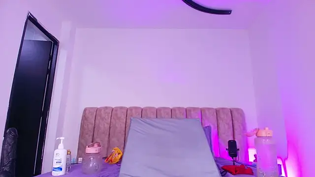 diane di online show from 11-27-25, 07:16