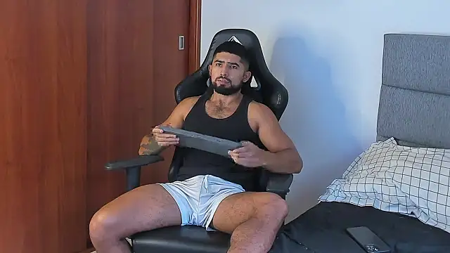 ethaanjones online show from 10-12-25, 07:46