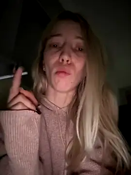 Adelina0001 online show from 12-07-24, 09:55