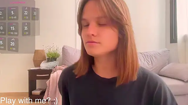 Snapshot of Your_Hand_In_mine chatting on 10-24-25, 06:26 Your Hand In mine online show from 10-24-25, 06:26