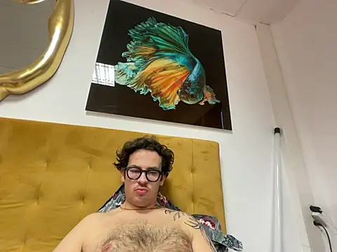 Snapshot of hardmecl chatting on 03-21-25, 06:18 hardmecl online show from 03-21-25, 06:18