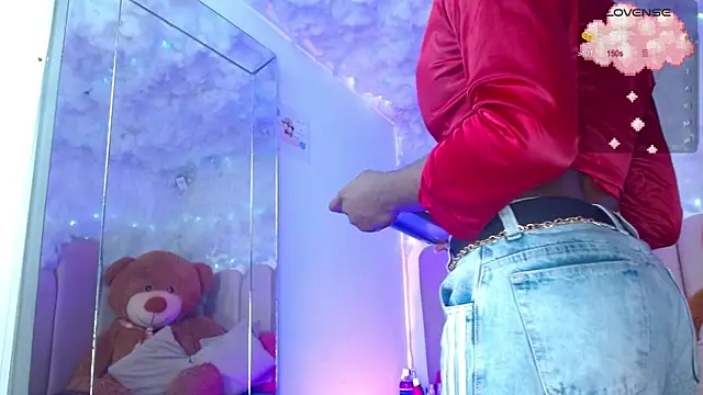 puca ebony online show from 12-16-25, 04:34