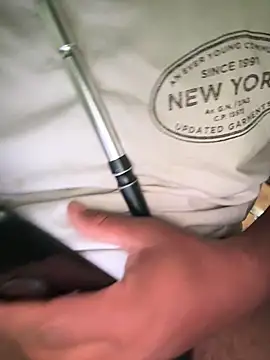 Snapshot of Youns98 chatting on 04-16-26, 03:18 Youns98 online show from 04-16-26, 03:18