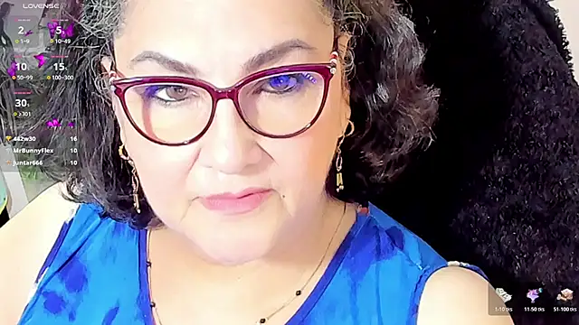 cataleya mom online show from 11-30-25, 02:04