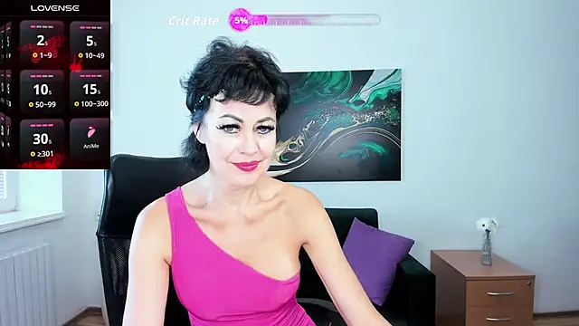 Silvia Wallec online show from 09-19-25, 05:42