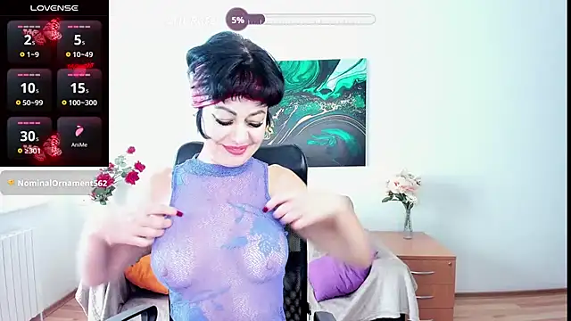 Silvia Wallec online show from 10-29-25, 06:37