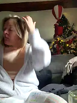 lady charlyne online show from 12-07-24, 09:28