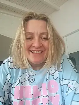 lady charlyne online show from 01-17-25, 11:38