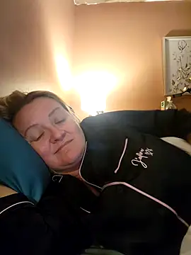 lady charlyne online show from 03-04-25, 08:16