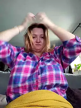 lady charlyne online show from 11-27-25, 09:00