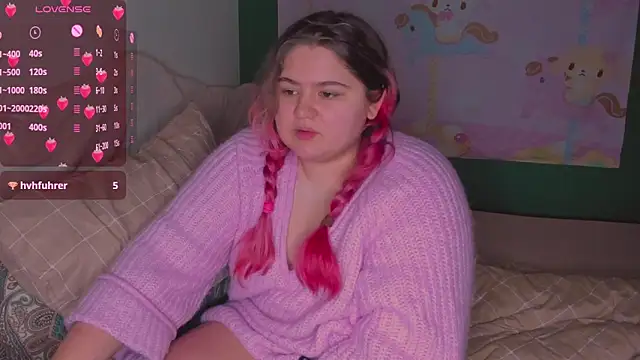 Freakcute  online show from 03-11-25, 04:51