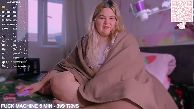 Freakcute  online show from 01-15-26, 03:16