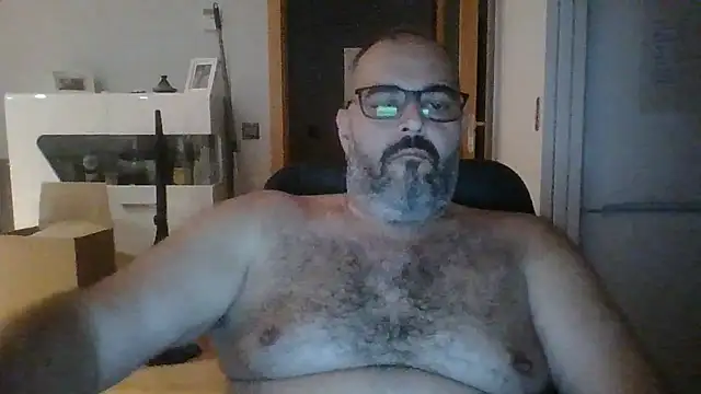 templar2303 online show from 10-21-25, 09:04