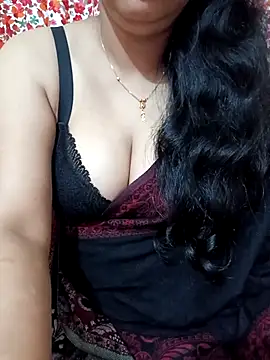 Priya Boudi online show from 12-14-25, 06:01