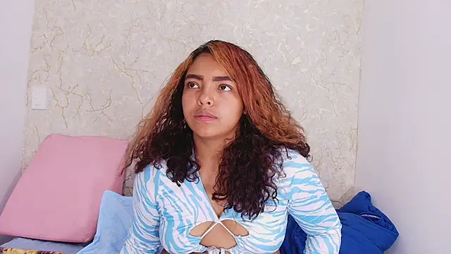 Snapshot of sofi_balvin chatting on 10-04-25, 07:23 sofi balvin online show from 10-04-25, 07:23