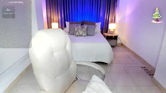 Snapshot of Rebeka_spencer chatting on 12-31-24, 03:55 Rebeka spencer online show from 12-31-24, 03:55