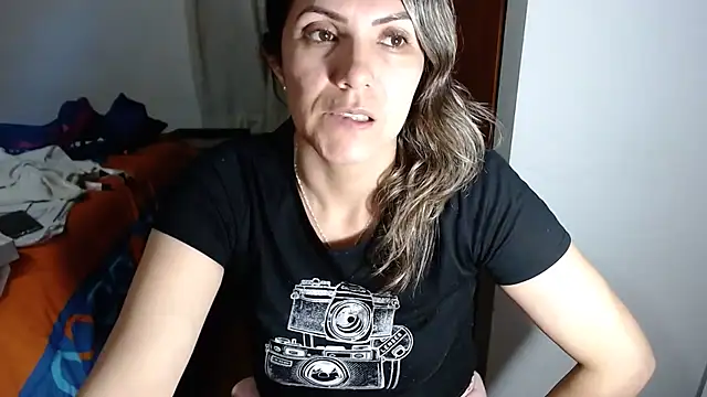 Chantal hott online show from 11-08-25, 11:03