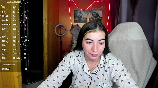 Fiery Brunette  online show from 10-02-25, 04:19