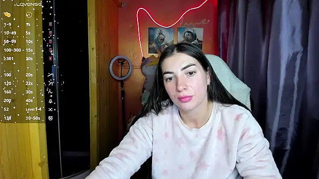 Fiery Brunette  online show from 03-01-26, 02:57